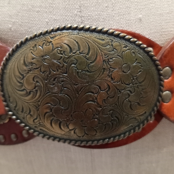 Vintage Y2K bebe genuine leather Western, Bohemian chuncky style belt